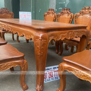 Bộ Louis Hoàng Gia