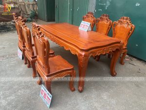 Bộ Louis Hoàng Gia