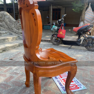 Louis hoàng gia có tai