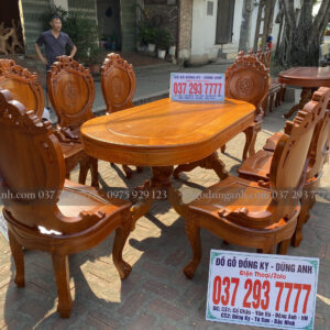 Louis hoàng gia có tai