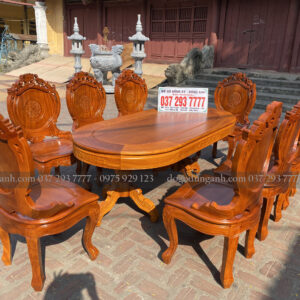 Louis hoàng gia có tai