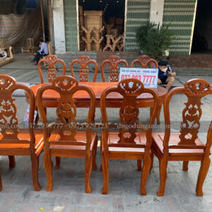 Bộ bàn ăn xẻ quạt