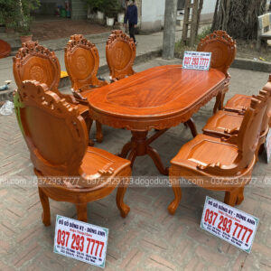 Louis hoàng gia có tai