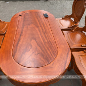 Louis hoàng gia có tai