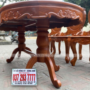 Louis hoàng gia có tai