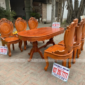 Louis hoàng gia có tai