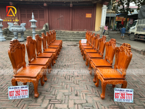Mẫu ghế Louis hoàng gia chất liệu gỗ Gõ đỏ cực sang trọng