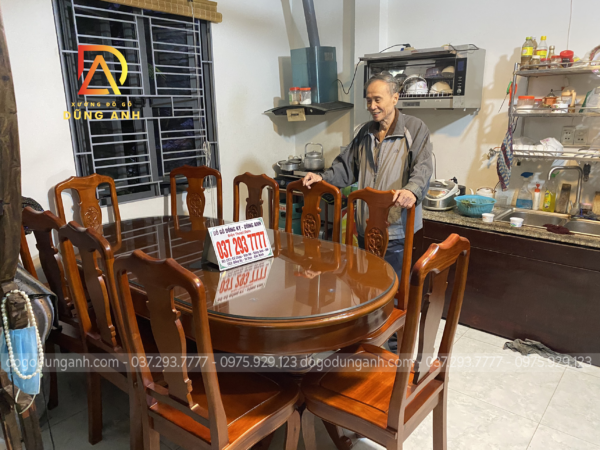 Bàn ăn mẫu hoa dây cao cấp - bàn bầu dục