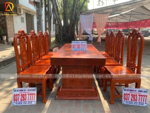 Bộ sản phẩm bàn chữ nhật ĐẶC LIỀN NGUYÊN KHỐI kết hợp 8 ghế hồng con đẳng cấp!