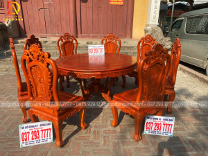 Bộ sản phẩm 8 ghế louis hoa hồng và 1 bàn tròn cực kì vip của anh Hiển ở Chương Mĩ hà Nội