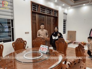 Lắp Đặt và Bàn Giao bộ bàn tròn đục TRỐNG ĐỒNG và 10 ghế louis cho anh Trường ở Chương Mĩ- Hà Nội