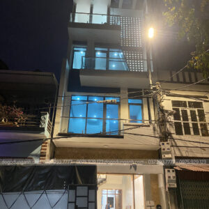 Bên ngoài căn nhà vô cùng hiện đại của a khách hàng