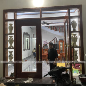 Phía bên ngoài căn nhà vô cùng ấm cúng của a Hào