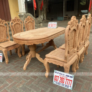 Khuôn tranh và yếm của bàn là 3cm cưa Yếm được đục vén tỉ mỉ bởi các người thợ có kinh nghiệm lâu năm