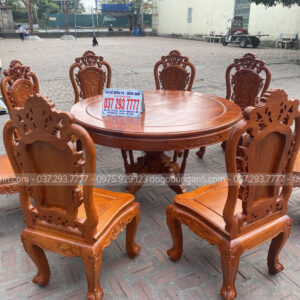 Louis Hoa Hồng bàn tròn