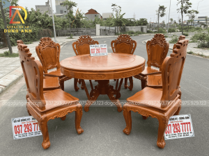 Bộ sản phẩm 8 ghế Louis Hoàng Gia + 1 bàn tròn cực kì SANG TRỌNG và ĐẲNG CẤP cho anh trai đến từ Mê Linh