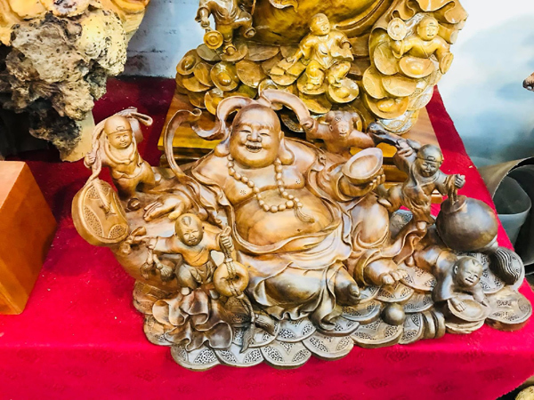 nghệ nhân làm đồ gỗ thủ công