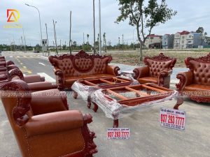 Bộ bàn ghế sofa phòng khách phong cách Tân Cổ Điển với chất liệu gỗ Gõ Đỏ Cao Cấp