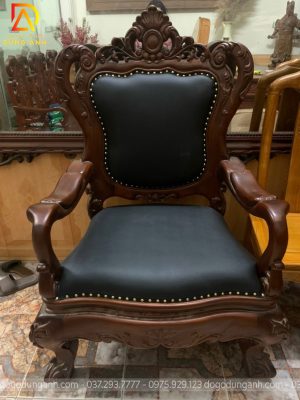 Ghế bọc đệm mẫu 1 chất liệu gỗ hương đá