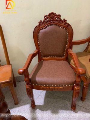 Ghế gỗ bọc đệm mẫu 3 chất liệu gỗ gõ đỏ vô cùng đẹp
