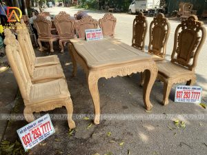 Bộ sản phẩm Ghế Louis Hoa Hồng kết hợp với bàn Củ Lạc trên nền gỗ Gõ Đỏ