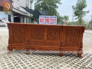 Bộ kệ tivi đục chạm Hoa Hồng trên nền gỗ Hương Đá
