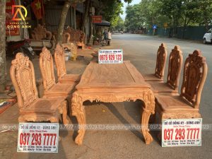 Bộ sản phẩm 6 ghế Louis Hoa Hồng kết hợp với mẫu bàn Củ Lạc mang đậm chất Hoàng Gia Pháp