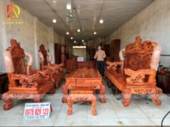 Combo HOT bộ sản phẩm Nghê Bảo Đỉnh 6 món cột 15 chân 16 và kệ tivi cột nho - gỗ Hương Đá