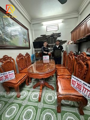 Bàn giao sản phẩm Bàn bầu dục kết hợp 6 ghế hồng hạt gỗ hương đá (bác Minh-Minh Khai)
