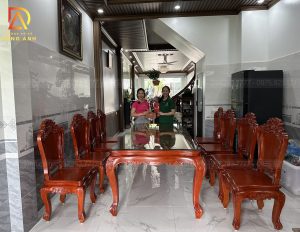 Bàn giao bộ sản phẩm 8 ghế Hoàng gia hoa hồng+ Bàn củ lạc- gỗ Gõ Đỏ ( Anh Thắng - Bắc Giang)