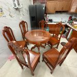 Bàn giao bộ 6 ghế chương Nho + bàn tròn đường kính 90 - gỗ Gõ đỏ cho anh khách TP Vĩnh Phúc