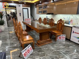 Đồ Gỗ Dũng Anh | Bàn Giao Siêu Phẩm 8 ghế louis hoa hồng + bàn nguyên khối ( gỗ gõ đỏ ) anh Giám Đốc trẻ tại địa chỉ Vĩnh Phúc