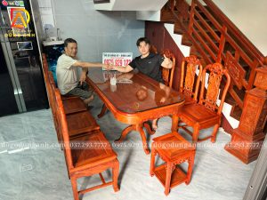 Bàn Giao Bộ Bàn Ăn 8 Ghế Hồng Con - Bàn Chữ Nhật Gỗ Hương Đá tới Chú Luyện Bắc Giang