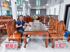Bàn Ăn 8 Ghế Mẫu Hoa Cúc Sang Trọng – Bàn Củ Lạc Gỗ Gõ Đỏ | Đồ Gỗ Dũng Anh